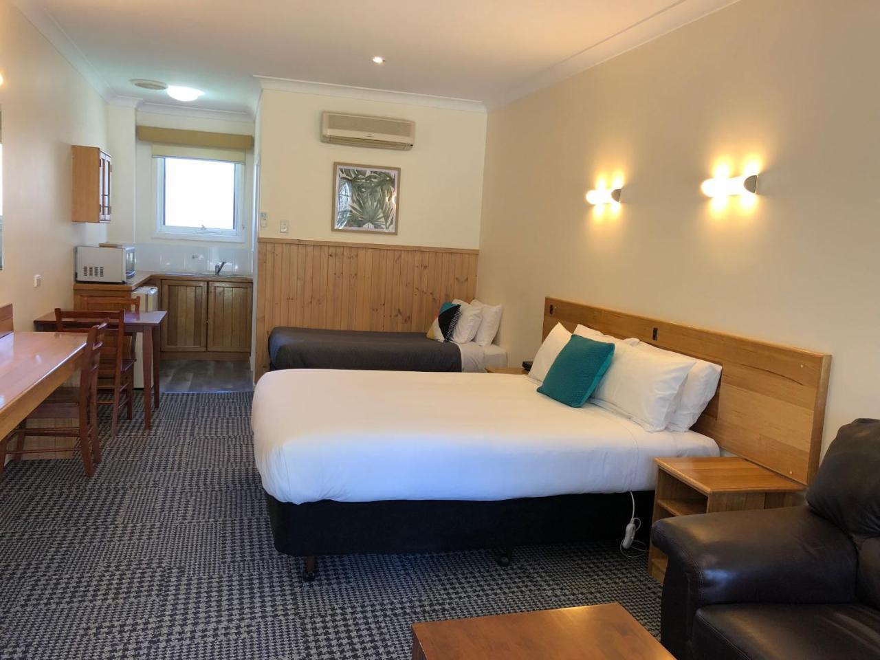 Bright Avenue Motor Inn Dış mekan fotoğraf